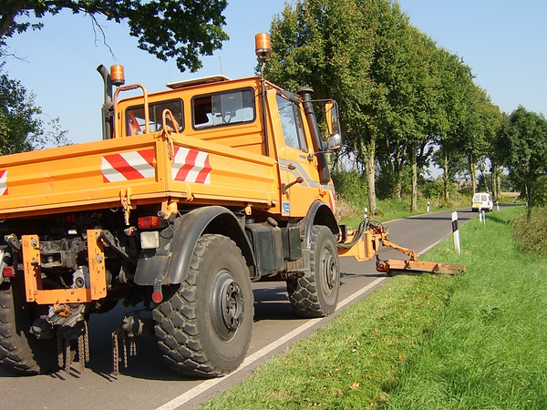 Bild vergr&ouml;&szlig;ern: Straßenmeisterei